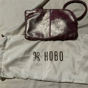 Hobo lavender pinkish wristlet, super cute like brand new 😊